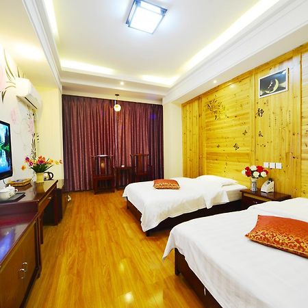 Emeishan Moon Bay Hotel Eksteriør billede