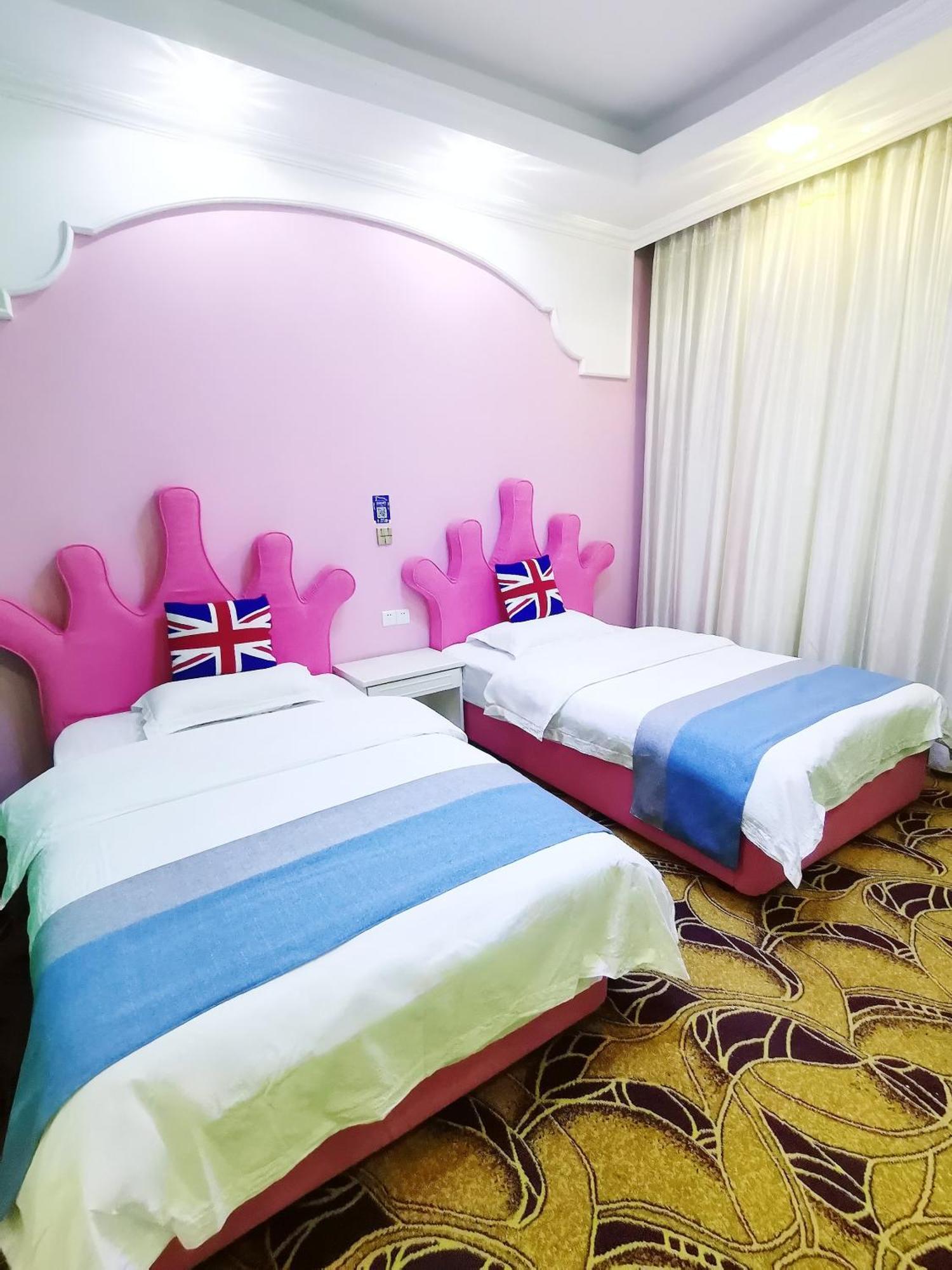 Emeishan Moon Bay Hotel Eksteriør billede