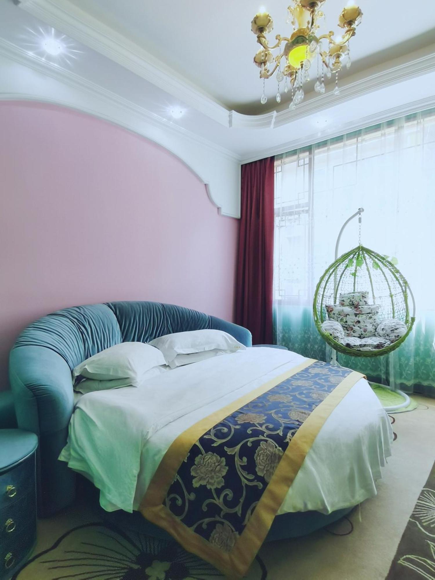 Emeishan Moon Bay Hotel Eksteriør billede