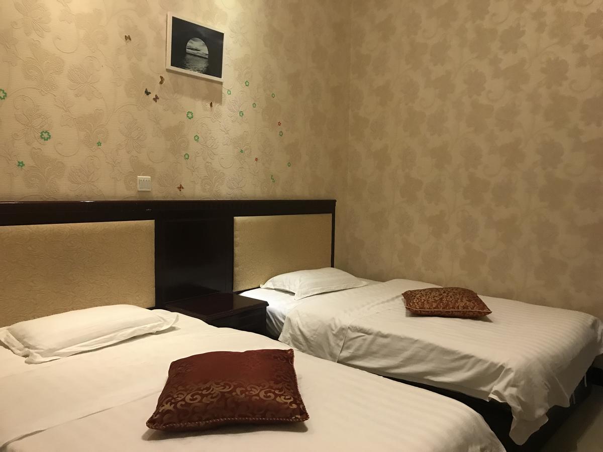 Emeishan Moon Bay Hotel Eksteriør billede